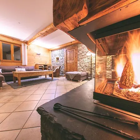 Chalet Samasta 5-bedroom Jacuzzi And Open Fire