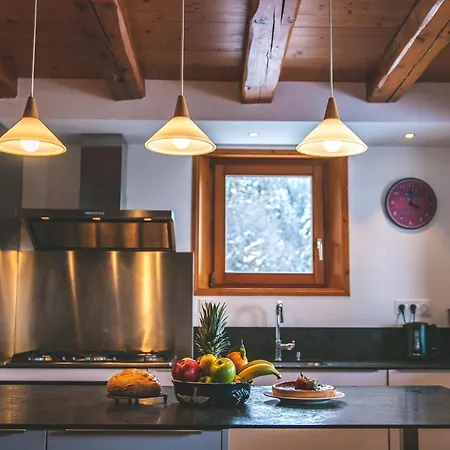 Holiday home Chalet Samasta 5-bedroom Jacuzzi And Open Fire *