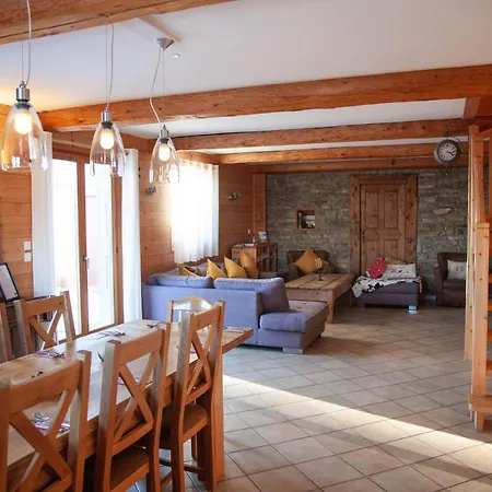 Chalet Samasta 5-bedroom Jacuzzi And Open Fire