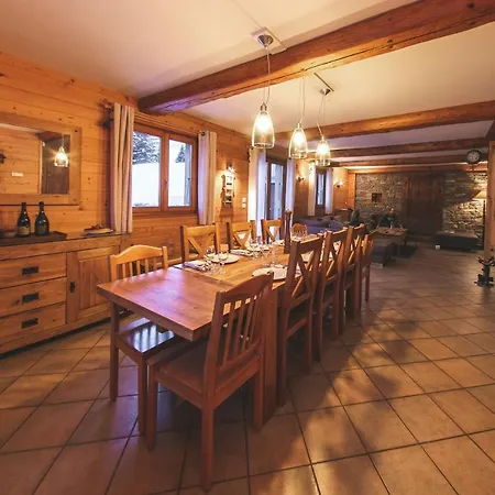 Chalet Samasta 5-bedroom Jacuzzi And Open Fire Les Gets